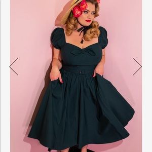 Vixen by Michelins Pitt - Hunter Green Swing Dress XL